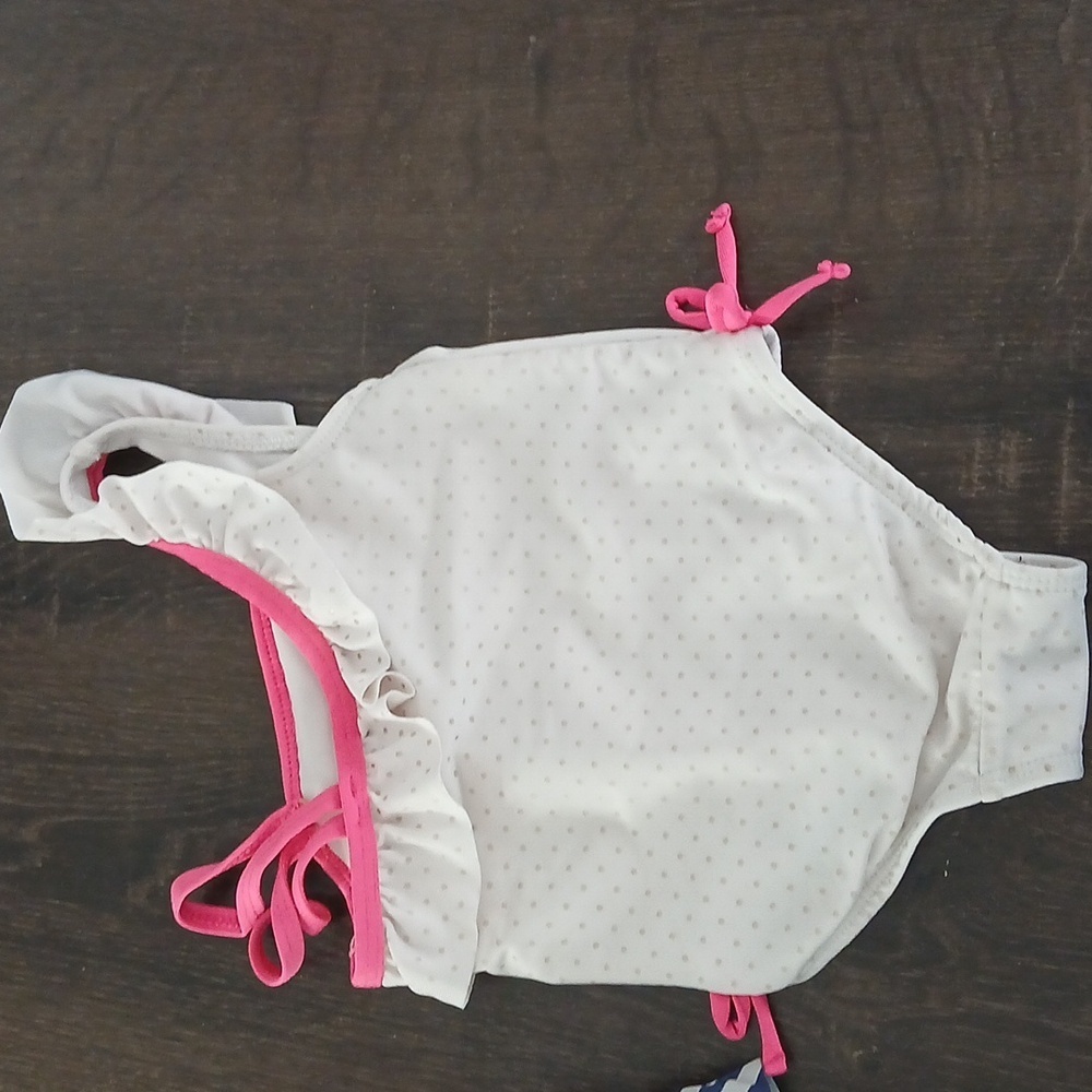 Pair Of 18M Girls Swimsuits - Picture 5 of 7
